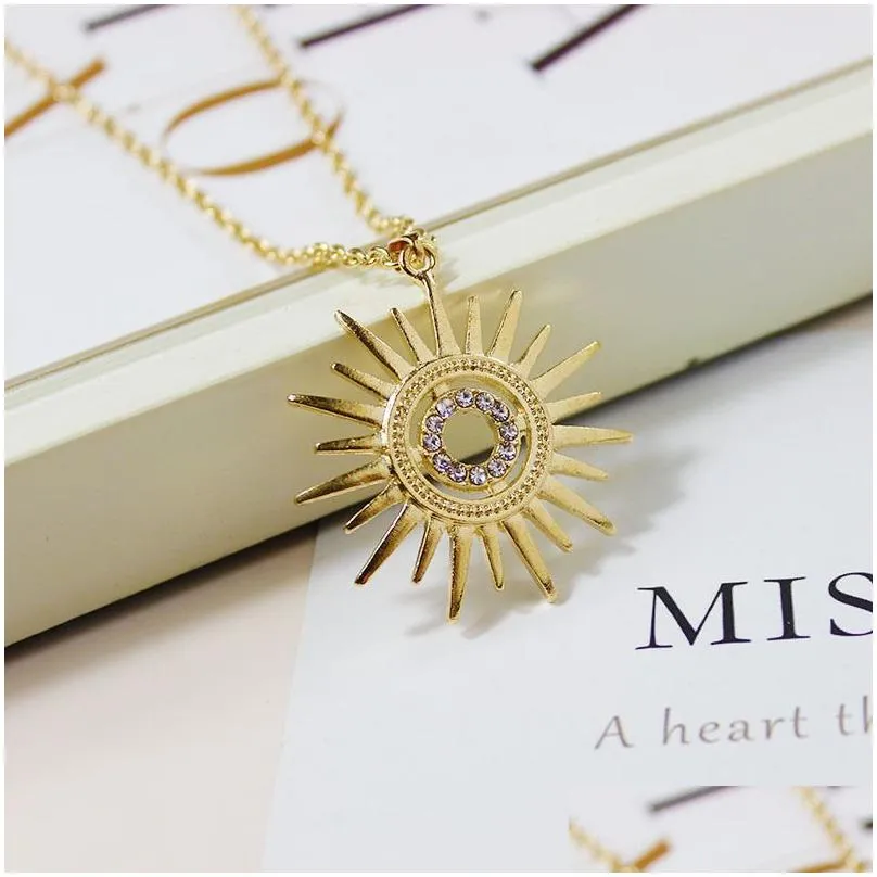 Pendant Necklaces Ins Fashion Gold Plating Moon And Sun Female Rhinestone Sunflower Crescent Necklace For Women Jewelry Drop Delivery Dhxws