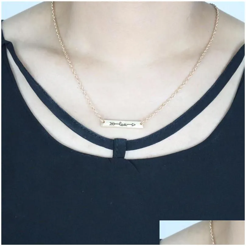 Pendant Necklaces Isang Ingenious Lovers Love Letters Pendants Necklace Alloy Arrow Through Heart Short Chain Jewelry Gift Drop Delive Dhkwa