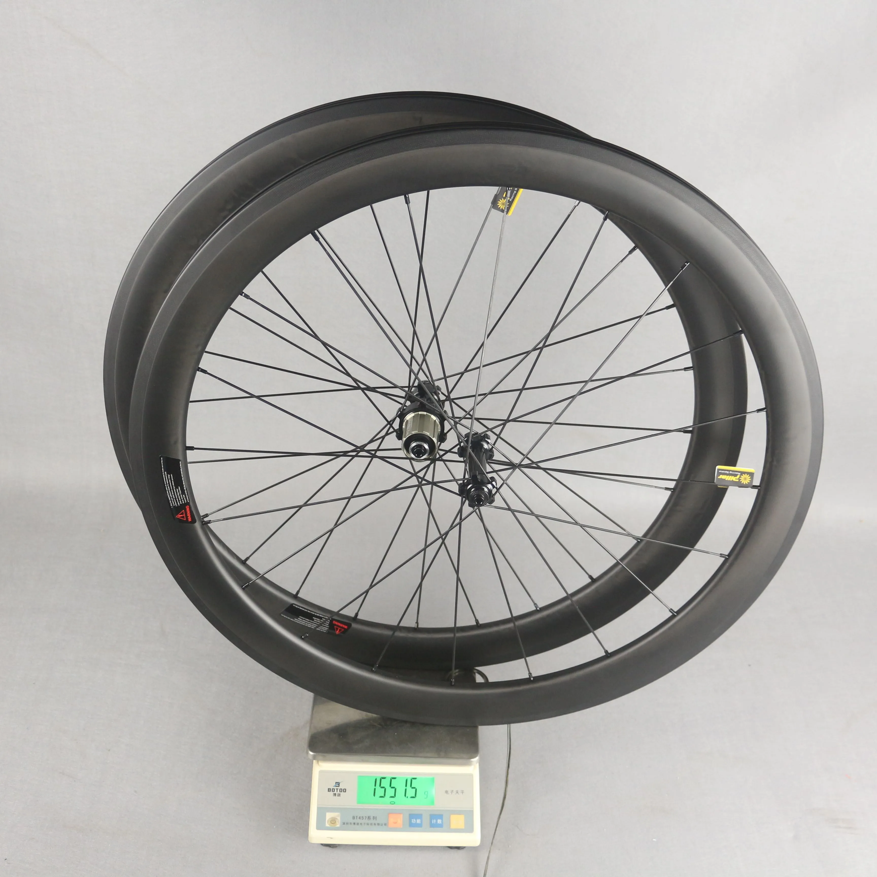 taiwan factory light weight carbon wheel set for 700c road bike carbon fiber bicycle wheelset carbon road bike