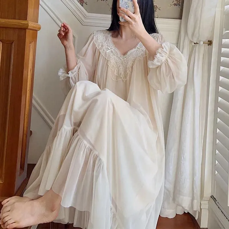 Women`s Sleepwear Princess Victorian Lace Gauze Nightdress French Sexy V-Neck Long Nightie Women Spring Summer Full Sleeves Nightgowns