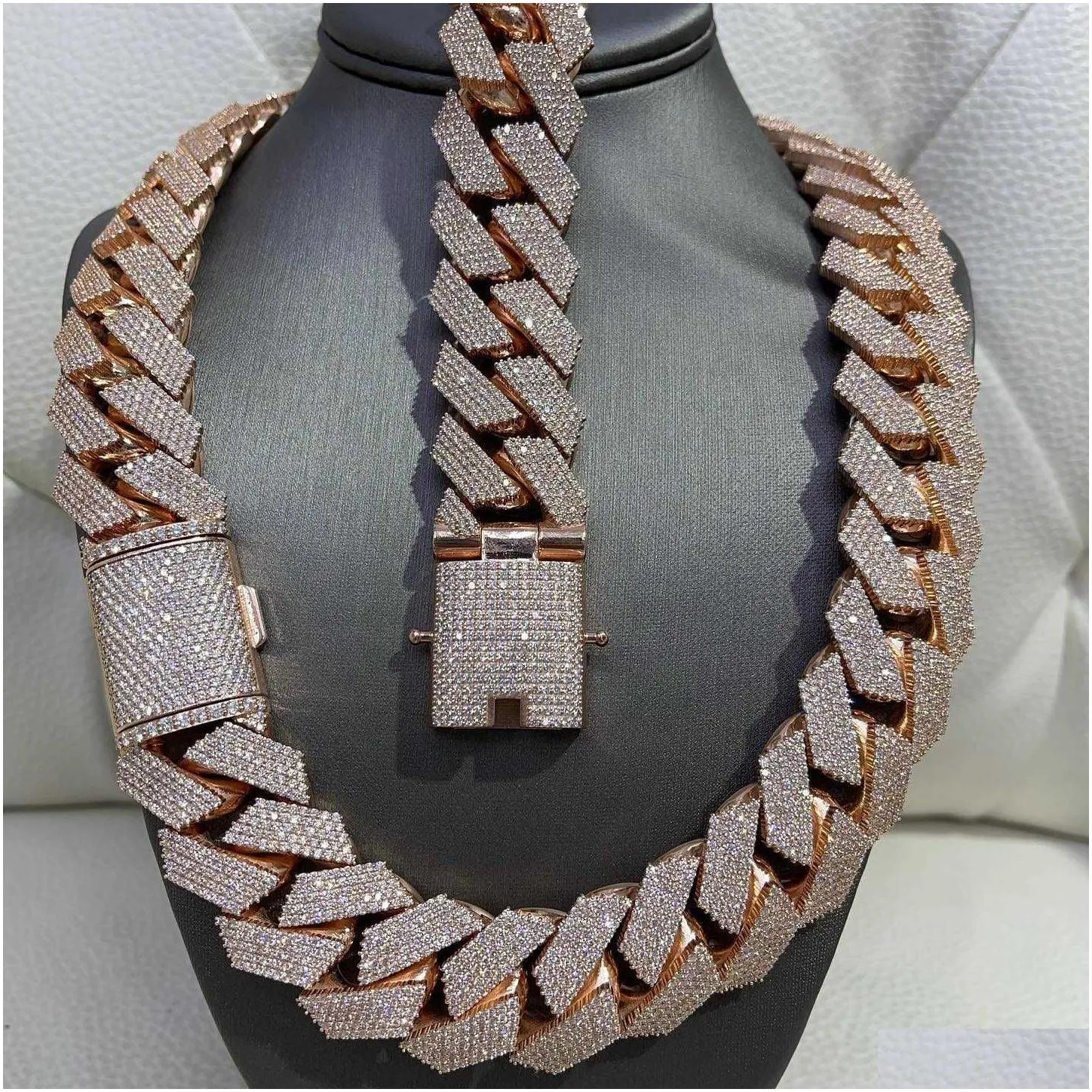 Hip Hop Rapper Cuban Chain 925 Silver 25mm Wide 4 Rows Vvs Moissanite Full Iced Out Cuban Link Chain Necklace