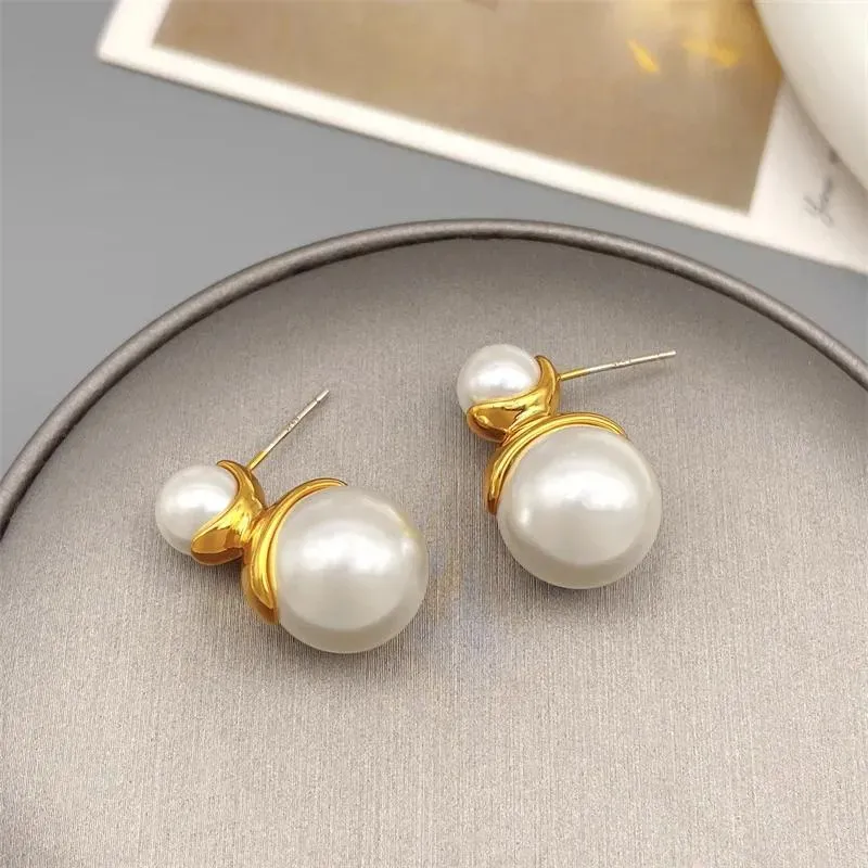 Stud Stud Stud Earrings European And American Retro Inlaid DoubleSided Pearl For Women Luxury Elegant Fashion Plating 18k Gold
