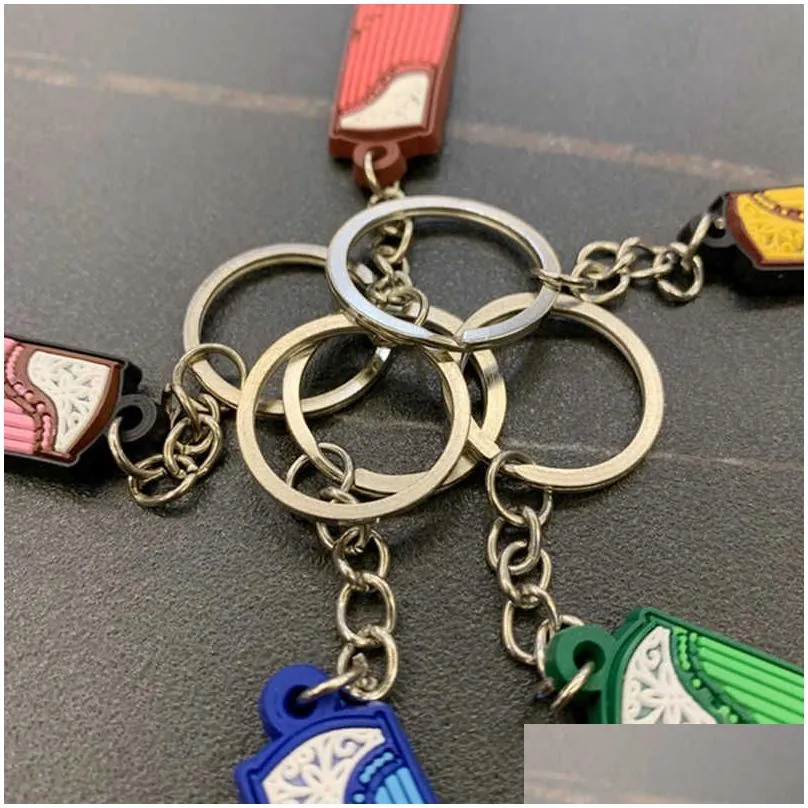 Keychains & Lanyards Fashion Classic Guitar Chain Car Sile Ring Sical Instruments Pendant Accessories For Man Women Gift L230314 Drop Dhwoc