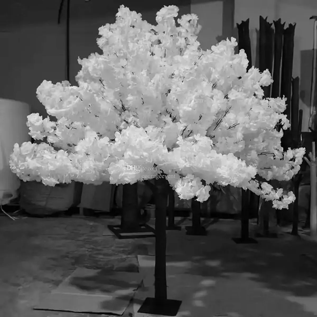 Wedding reception table decor decorative flowers stand floral flower tree decor for wedding heart table 205 Banquet Road Lead Stand For Wedding Decoration