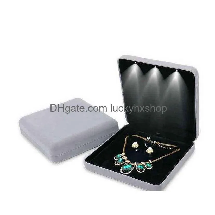 Jewelry Boxes 18X18X4.4Cm Veet Led Box Necklace Earring Ring Gift Jewellery Set Display Storage Case H220505 Drop Delivery Packaging