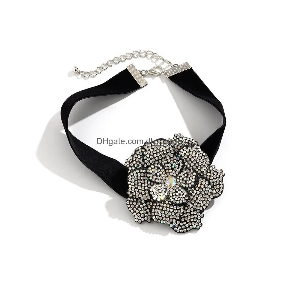 Chokers Exaggerated Big Rhinestone Flower Short Choker Necklace For Women Goth Elegant Black Veet Aesthetic Wed Jewelry Gift Dhgarden Dhwyo