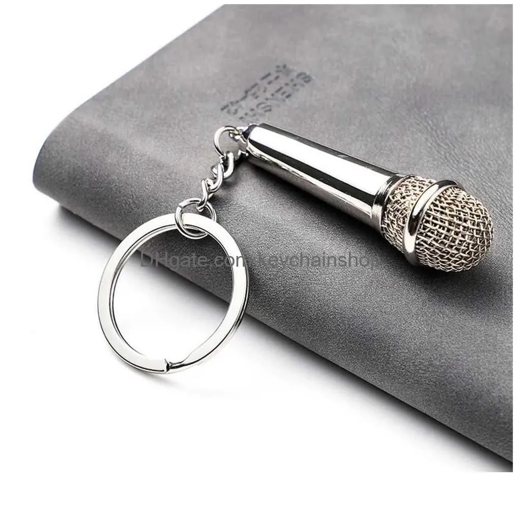 Keychains & Lanyards 2Pcs Metal Hip-Hop Microphone Keychain For Women Men Mini Key Funny Singer Gift Accessories R231005 Drop Deliver Dhyvd