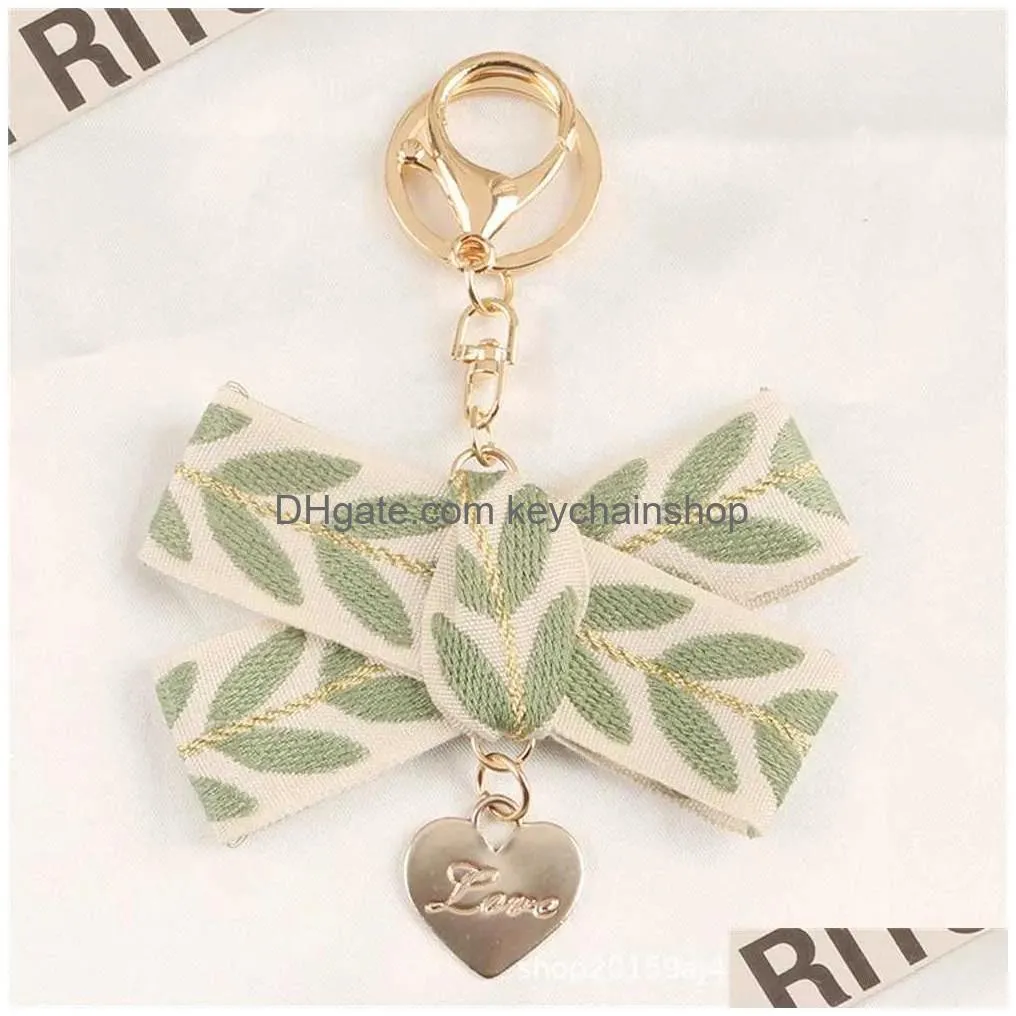 Keychains & Lanyards 2Pcs Elegant Leaf Pattern Wristlet Keychain Cute Shell Pendant With Keyrings And For Women Keys Phones Wallets D Dhx3I