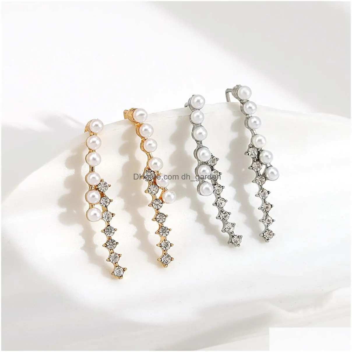 Ear Cuff 2022 New Pearl Crystal Clip Pierced Drop Earrings Luxury Simple Gold Sier Color Korea Ins Female Delivery Jewelry Dhgarden Dhw3B