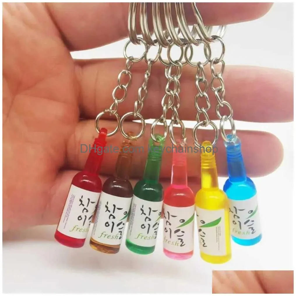 Keychains & Lanyards 2Pcs Creative Fashion Drink Soju Bottle Keychain Resin Beer Wine Women Keyring Travel Gift Souvenir R231005 Drop Dhiq8