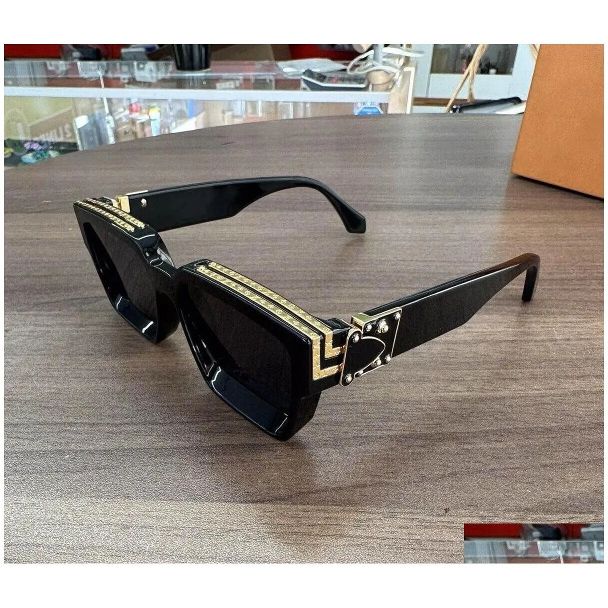 Sunglasses Mens M96006Wn Millionaire Glasses 2023 Comes With Box Square Stylist Sun Goggle Beach For Man Drop Delivery Fashion Access