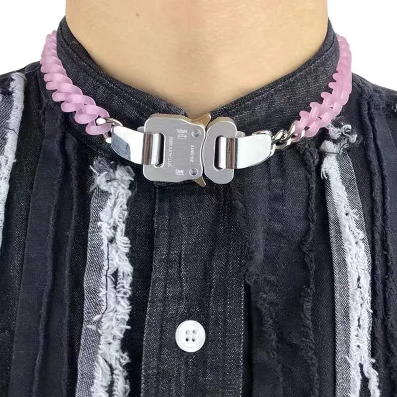 1017 ALYX 9SM Color PVC Transparent Cuban Chain Metal Lock Necklace European and American Simple Fashion Hip Hop Jewelry2233987