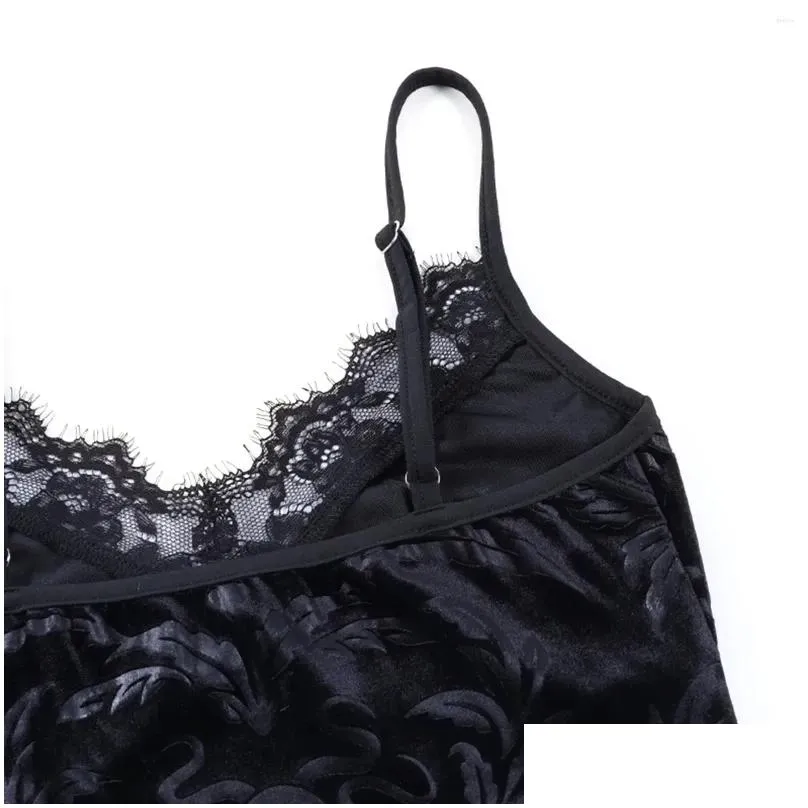 Women`s Tanks Women Casual Sexy Camisole Black Floral Lace Hem V-neck Sleeveless Camis Gothic Crop Tops Ladies Tank Skinny Clubwear