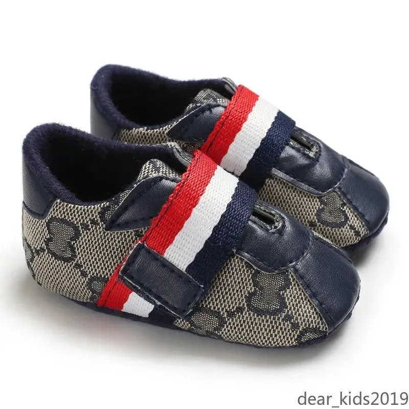Baby Classic Sports Sneakers Newborn Baby Boys Girls First Walkers Shoes Infant Toddler Anti-slip Baby Shoes Moccosins Mary Jane