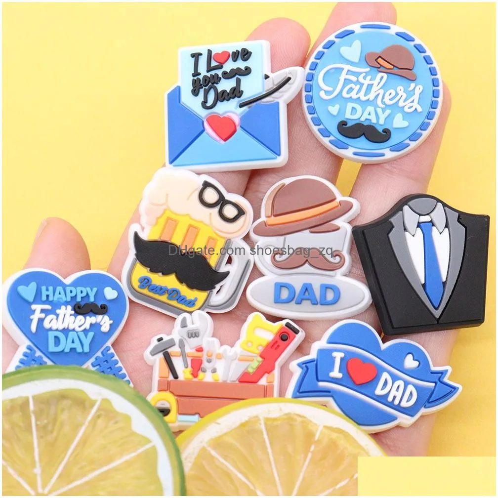 Wholesale 100Pcs PVC Happy Father`s Day I Love You Beer Heart Dad Suit Garden Shoe Buckle Boys Girls Accessories For Backpack Charms Button