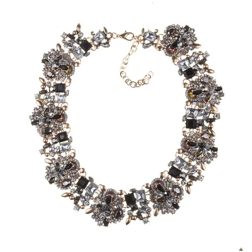 Chokers Indian Statement Choker Necklace Women Luxury Crystal Large Collar Big Bib Boho Wedding Jewelry 230524 Drop Delivery Dhk9E