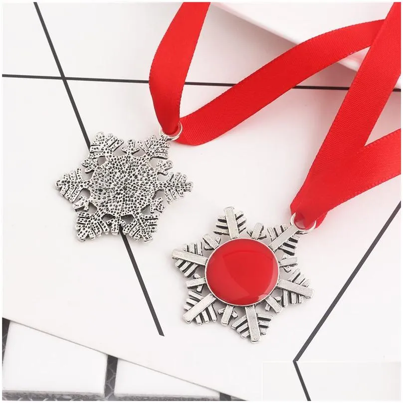Other Festive & Party Supplies Christmas Snowflake Key Chain Pendant Decoration Magic Santa Claus Xmas Keychain Tree Ornaments Gifts D Dh9Zl