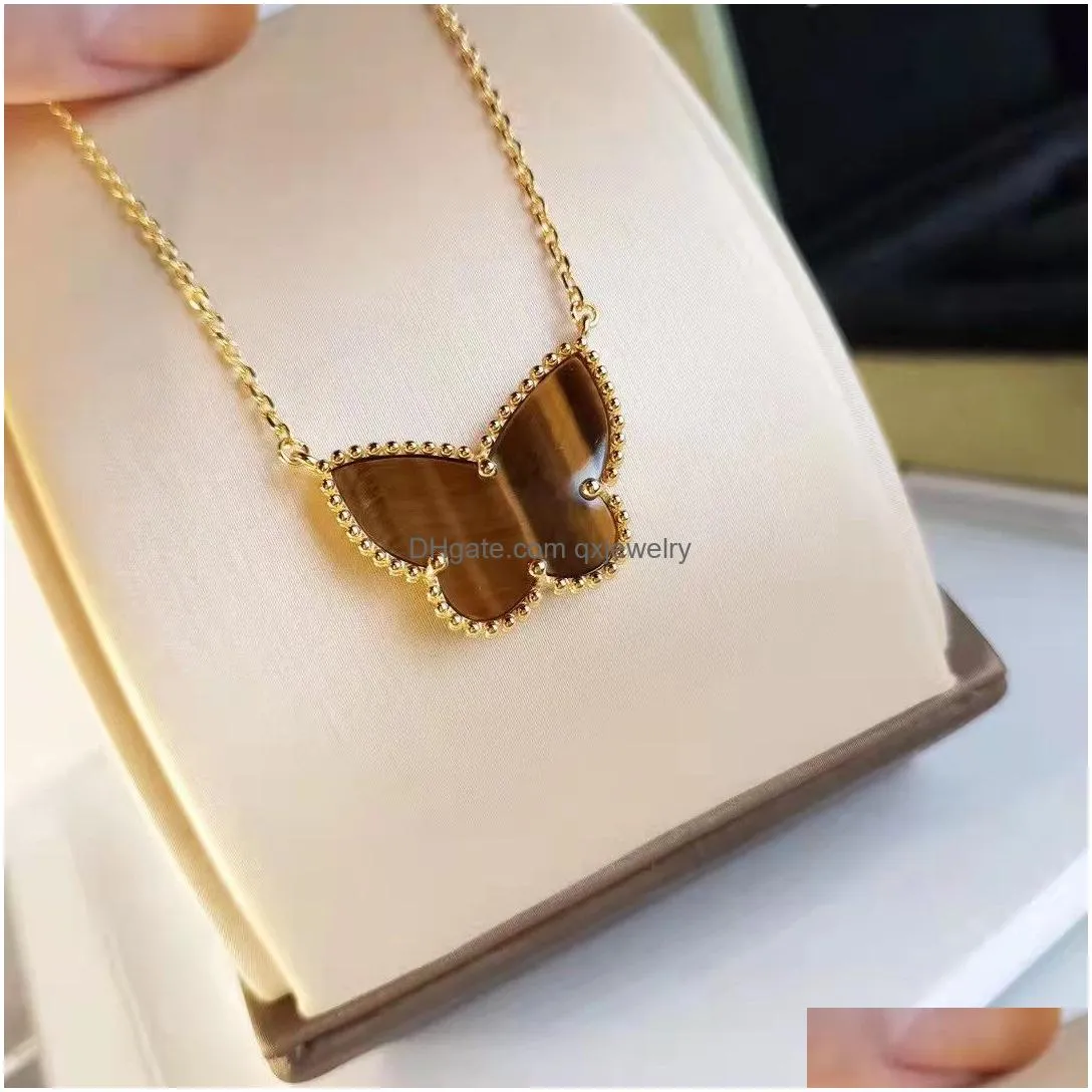 Bracelet, Earrings & Necklace New Fashion Top -Selling Designerjewelry Classic Bracelet Pendant Necklaces Earings For Women Elegant 4 Dhjwh