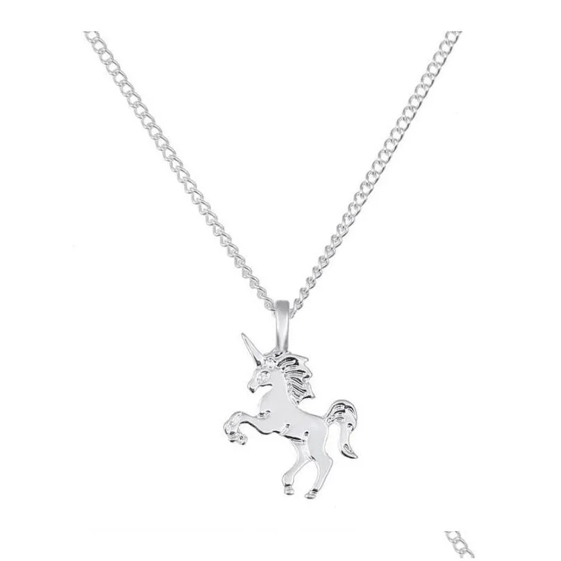 Necklaces with Card Silver Gold Chain Women Fashion Design Horse Animal Pendant Necklace Lucky Clavicle Party Jewelry Lovely Birthday Christmas