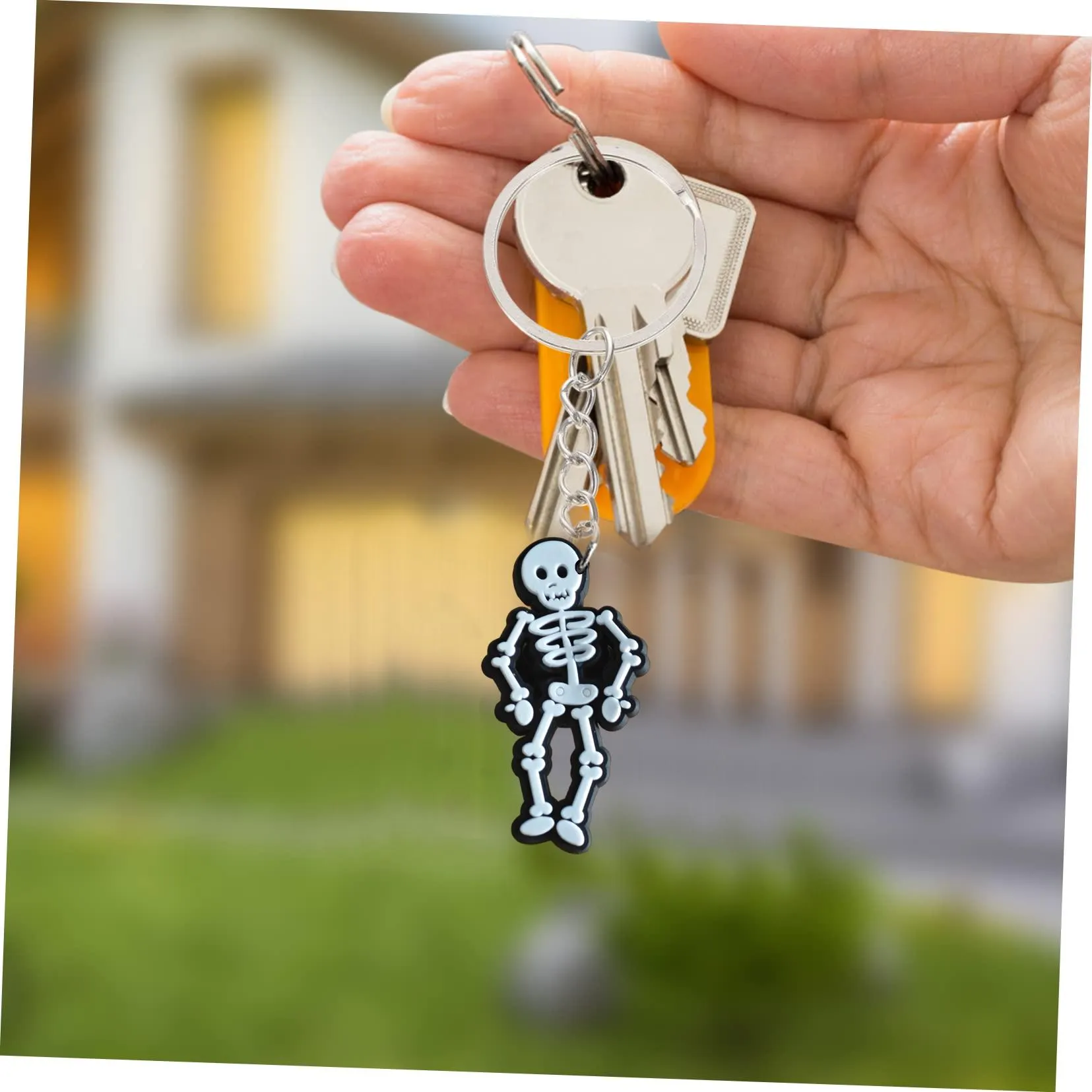 fluorescent skull head keychain key chain for party favors gift keychains tags goodie bag stuffer christmas gifts and holiday charms girls keyring suitable schoolbag backpack shoulder pendant accessories charm handbag car valentines day men