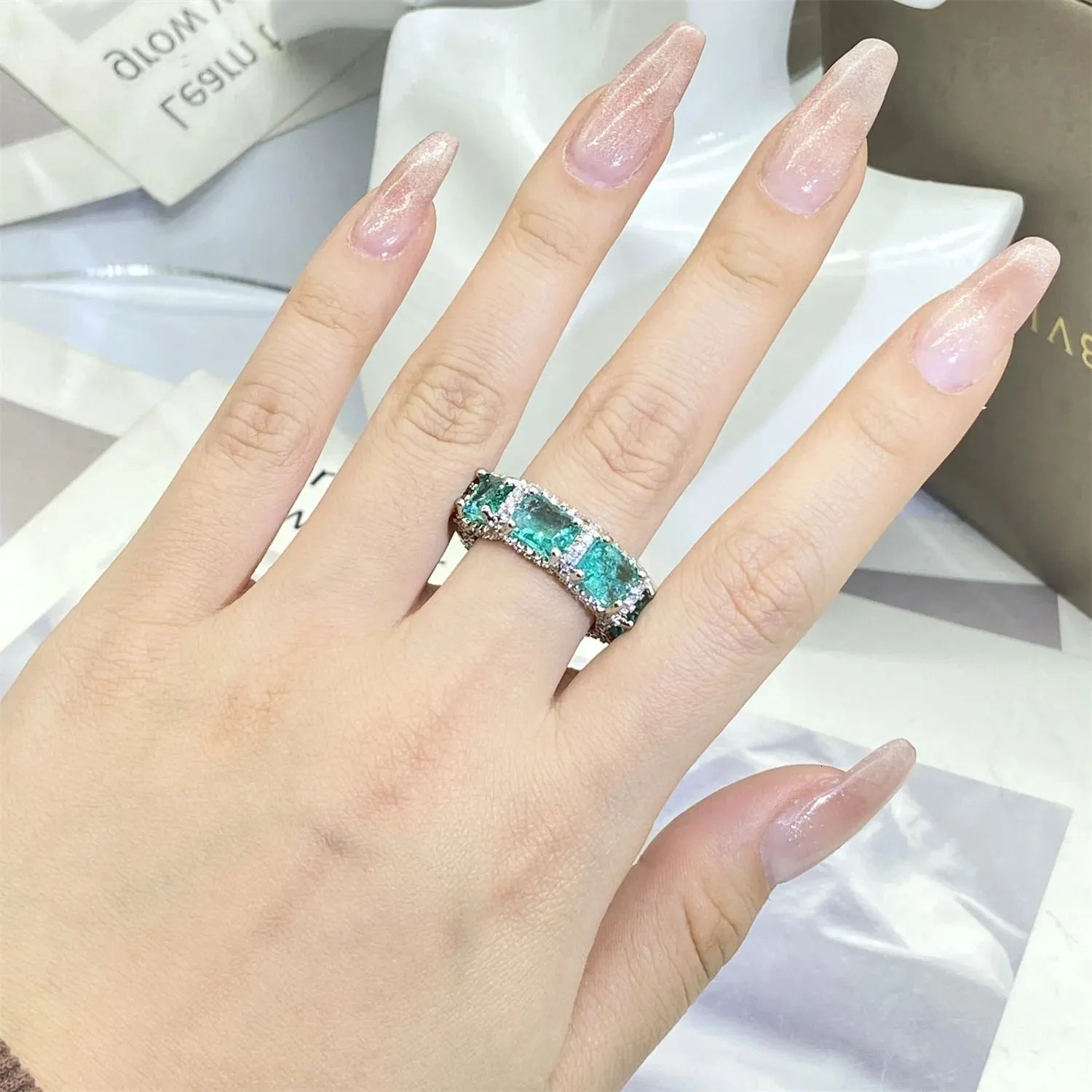 Band Rings 925 Stamp High definition Paraiba Zircon Jewelry Heavy Industry Inlaid Aquamarine Topaz Ring Women`s Party Wedding 231009