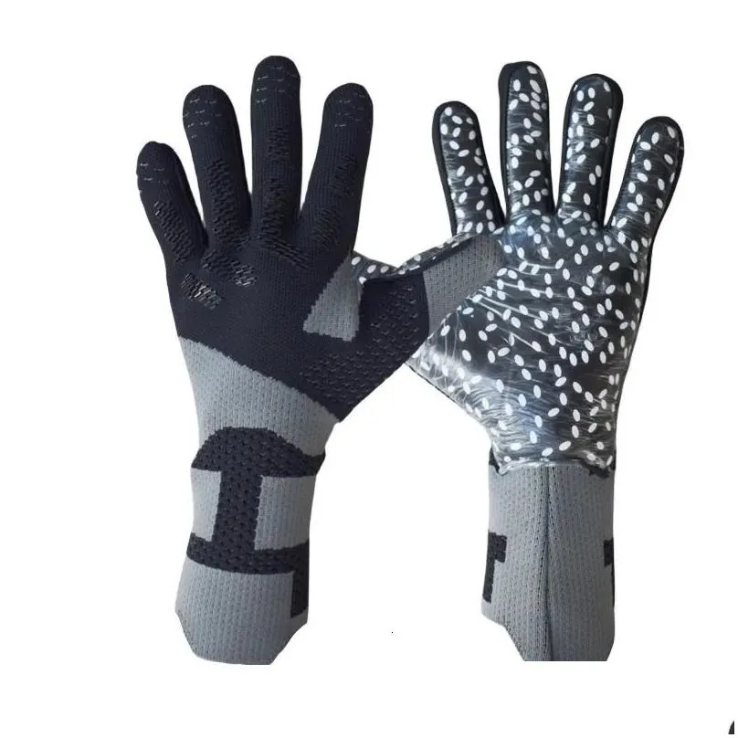 Soccer Goalkeeper Gloves Antislip kids Adult Glove Football Finger Protection Equipment 240106