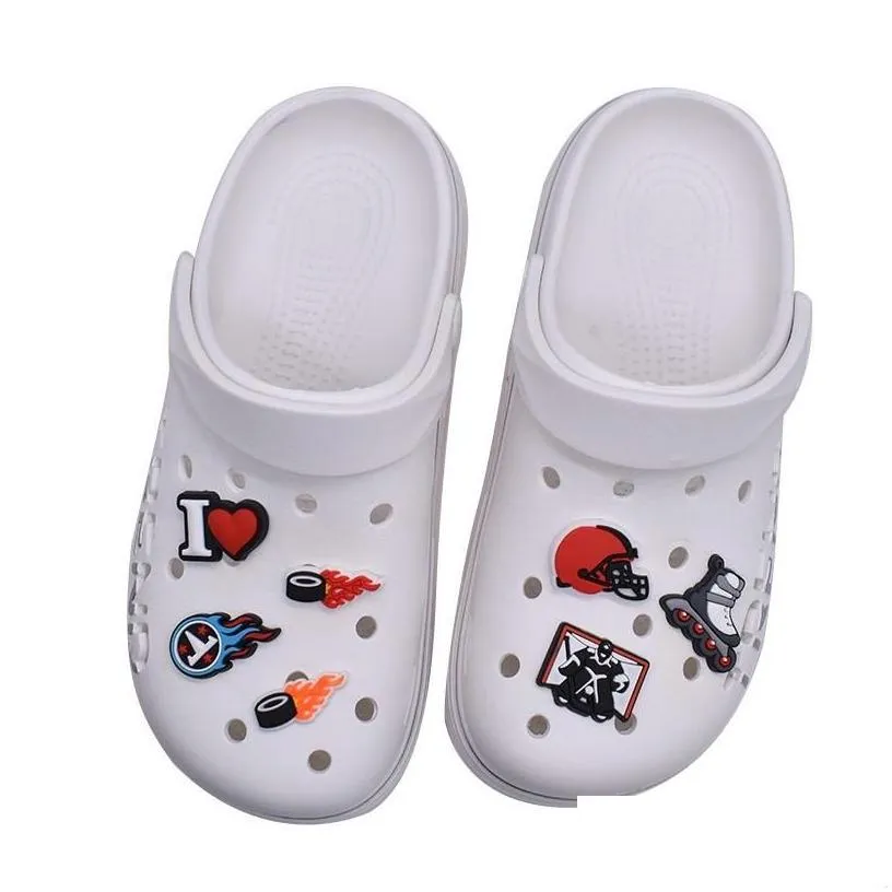Cartoon Accessories Charms Wholesale Childhood Memories Ice Hockey Funny Gift Shoe Pvc Decoration Buckle Soft Rubber Clog Drop Deliver