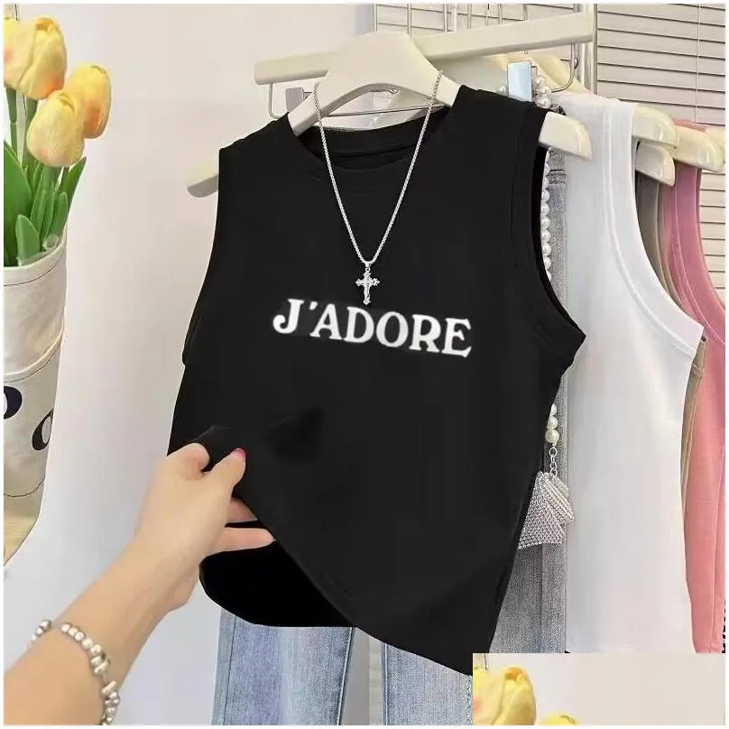 Summer European and American women`s sleeveless T-shirt vest, TANK TOP pure cotton round neck top, slim fit, fashionable and fashionable, high-end knitted