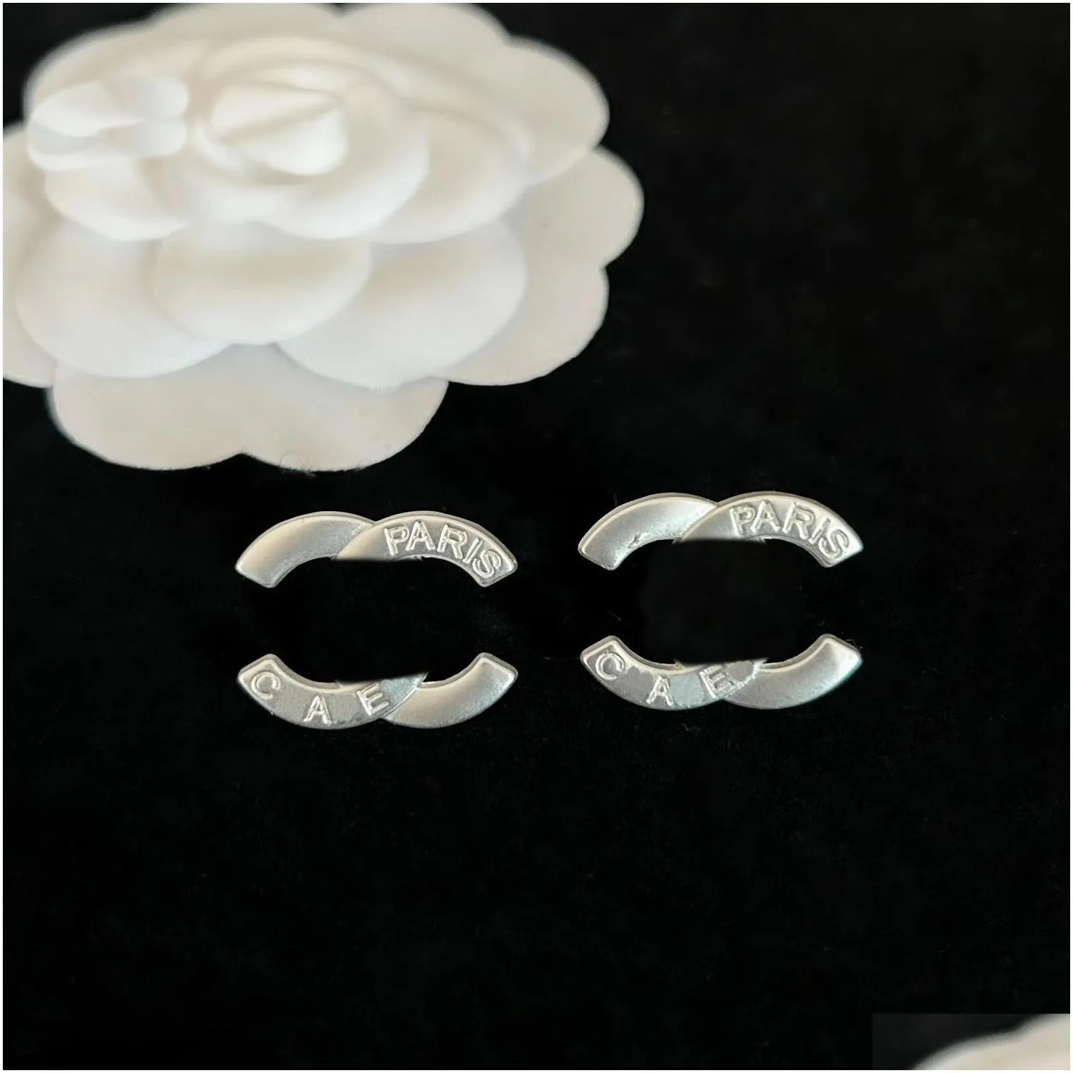 Stud Earrings Designer Women Pearl Jewelry Diamond Dangle Wedding Party Family Gifts Fashion 18K Plating Drop Delivery Ot0Wa
