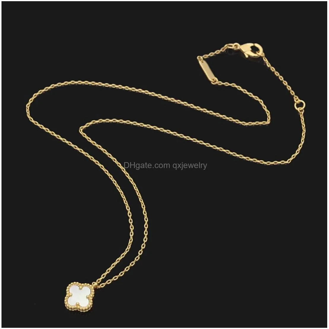Pendant Necklaces Designer Mini Necklace Van Clover Fashion Design Charm 18K Gold Stainless Steel Luxury Jewelry Lovers Couple Gift La Dhe9B
