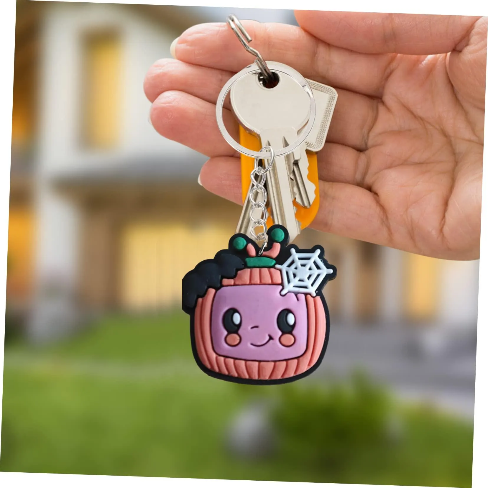 halloween pumpkin keychain key pendant accessories for bags keychains childrens party favors men keyring suitable schoolbag boys ring backpack car charms