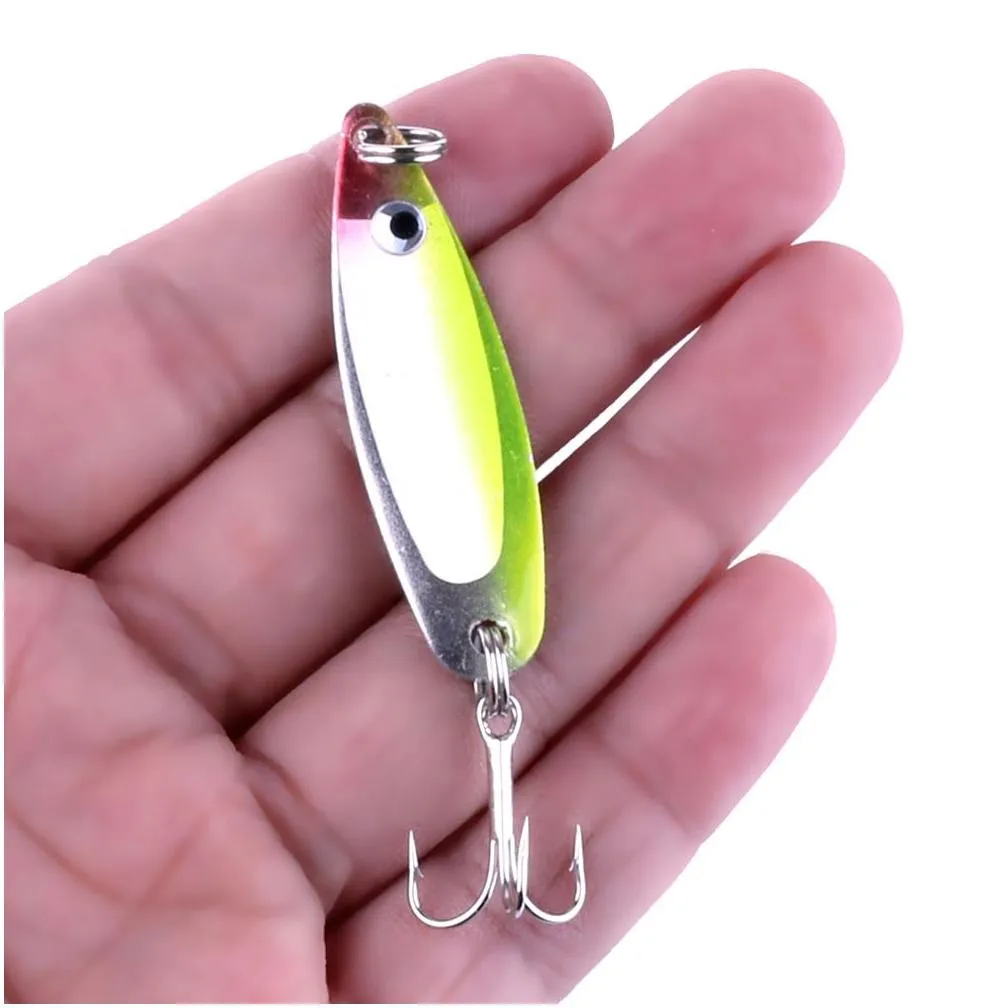 HENGJIA 50pcs Fishing Spoon Lures 6.5g 5cm spinner and spoon silver/Spinner multicoloured Hard Bait colorful metal baits