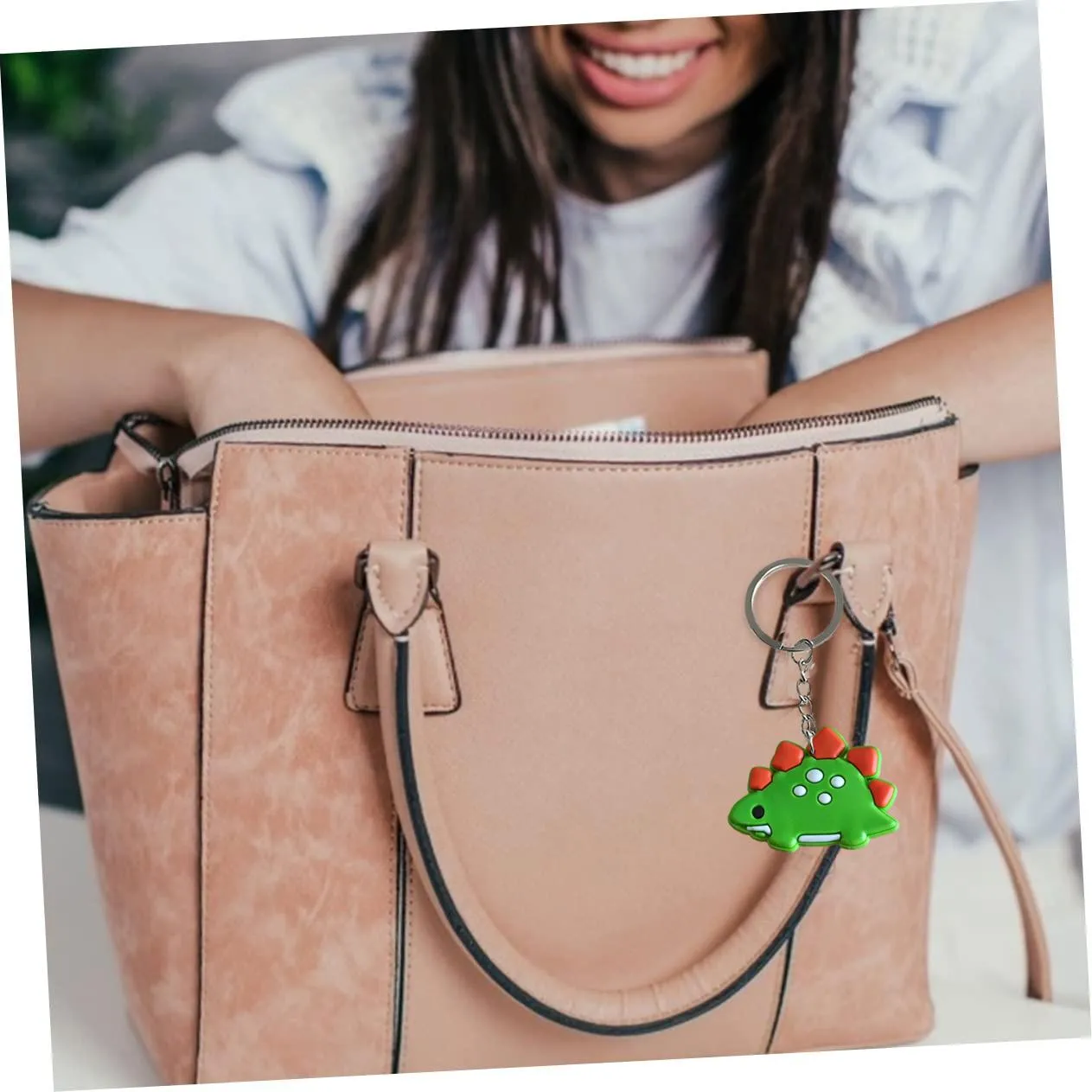 Charms Dinosaur Keychain Keyring For Men Keychains Kids Party Favors Suitable Schoolbag Car Bag Goodie Stuffers Supplies Pendants Acce Otmtq