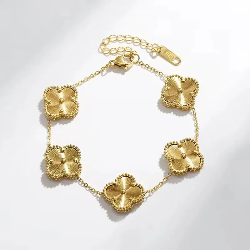 Designer cleef Clover Necklace Women Four Leaf van Clover Pendant Necklaces Bracelet Earring Jewelry Womens Engagement Gift