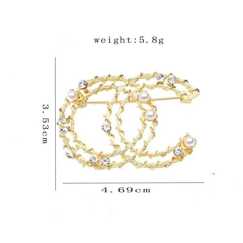 Luxury Women Men Designer Brand Letter Brooches 18K Gold Plated Inlay Crystal Rhinestone Jewelry Brooch Good Charm Pearl Pin Marry Christmas Party Gift