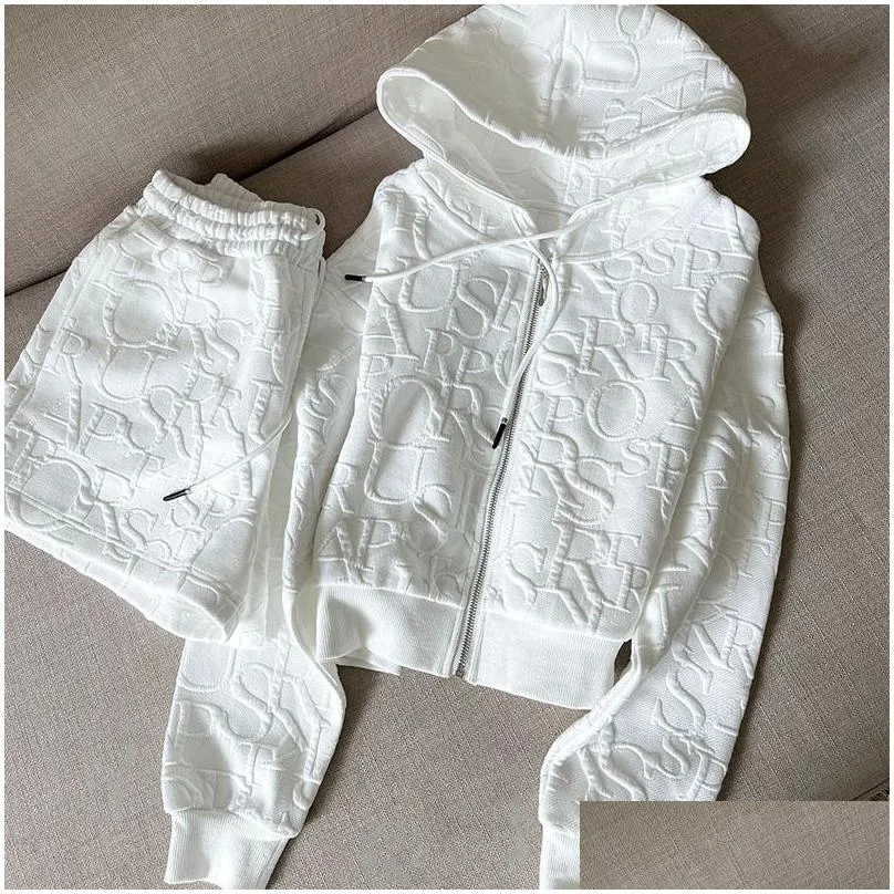 tracksuit 2 Piece Sets Womens Outfits Spring Fashion Skinny Hooded Short Jacket and Shorts Knitted Jacquard Designer Fall Women