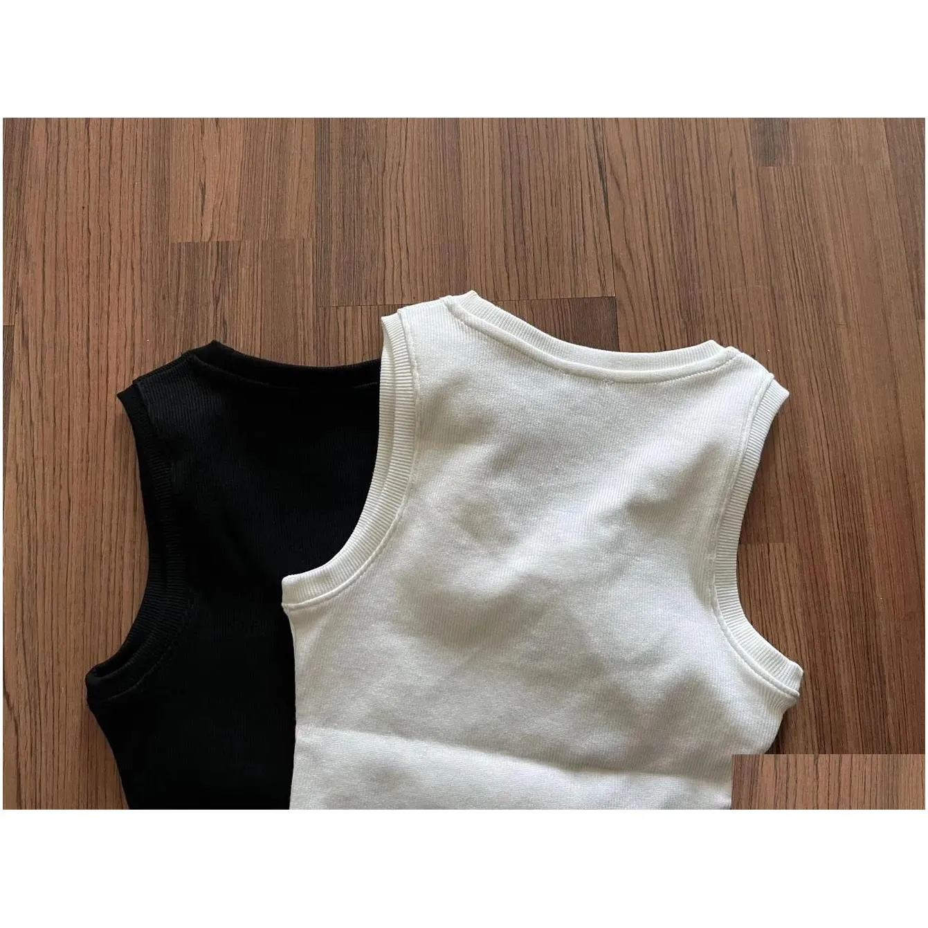 Women Cropped Top T Shirts Tank Top Anagram Regular Cropped Cotton Jersey Camis Female Femme Knits Tees Designer Embroidery Knitted Sport Breathable Yoga Vest