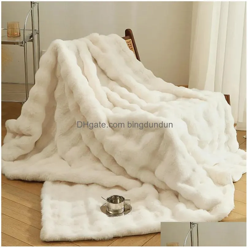 Blankets High grade Faux Rabbit Fur Blanket Autumn Winter Soft Thick Warm Sofa Bedroom Bedding Nap Home Decor 230923