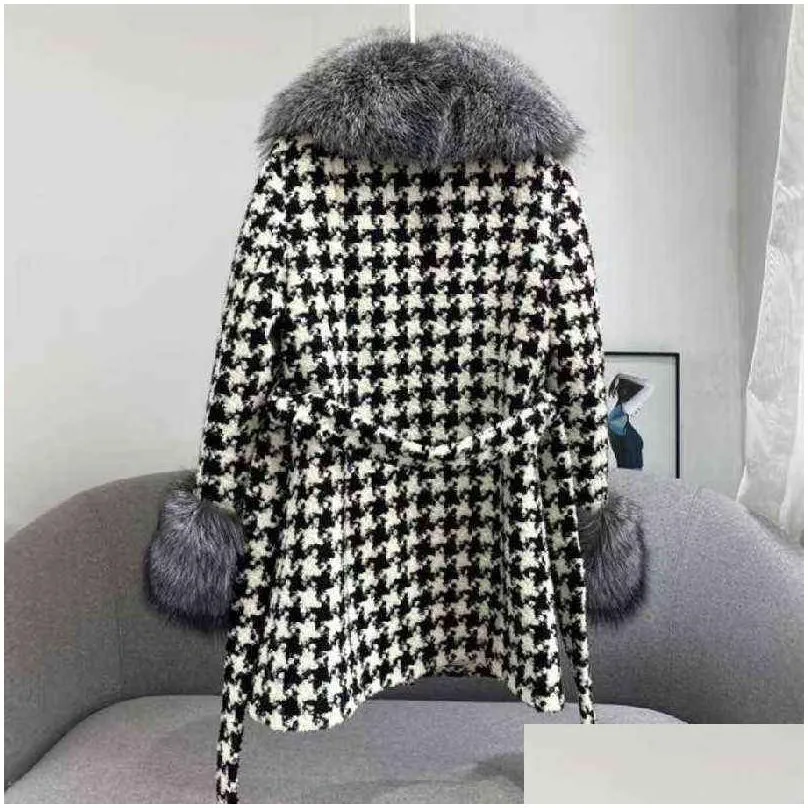 Womens Cape Designer Clothing Houndstooth Winter Coat Women Big Sier Fur Lapel Mid-Length Faux Splicing Wool T220831 Drop Delivery A Dhmlk