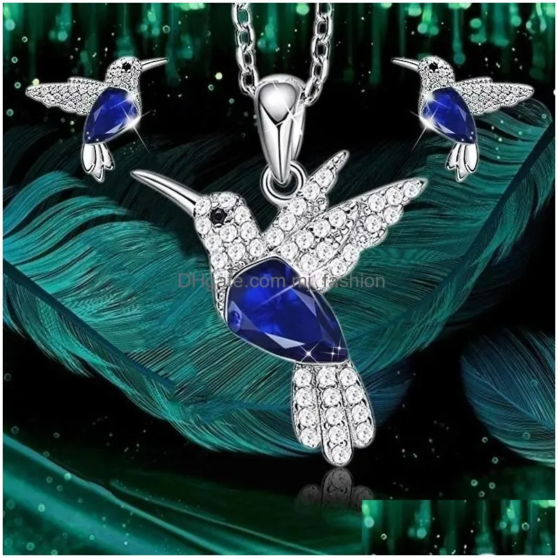 Pendant Necklaces Fashion Blue Green Crystal Hummingbird For Women Cute Animal Bird Choker Clavicle Chain Banquet Wedding Jewelry Gif Dhnue