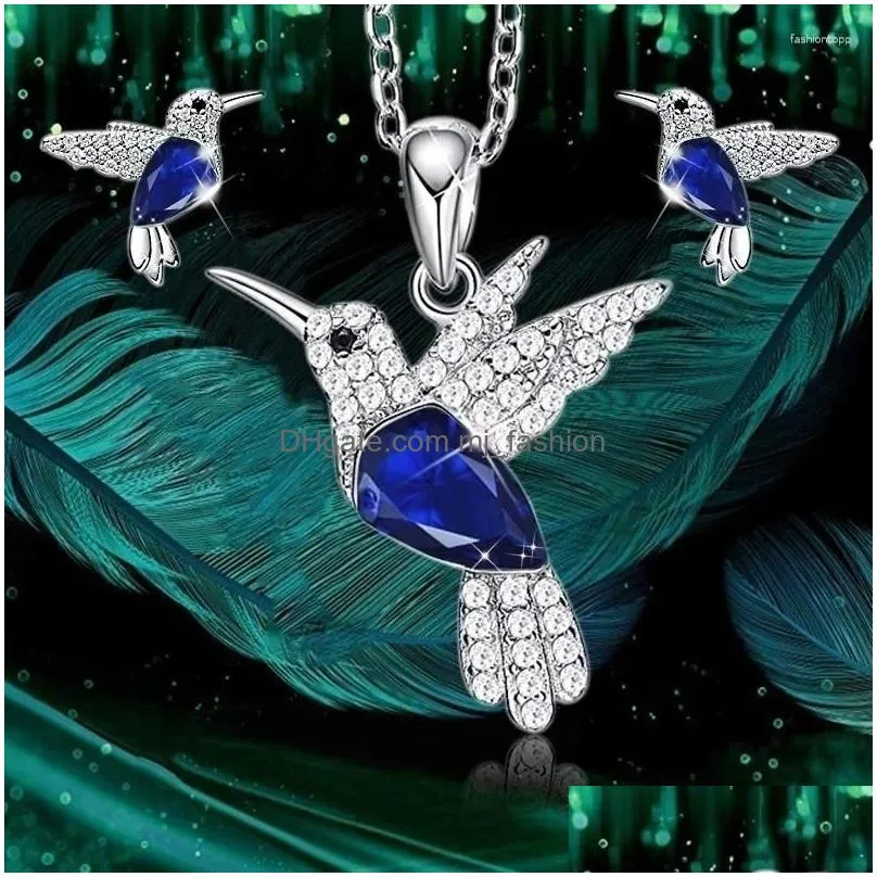 Pendant Necklaces Fashion Blue Green Crystal Hummingbird For Women Cute Animal Bird Choker Clavicle Chain Banquet Wedding Jewelry Gif Dhnue