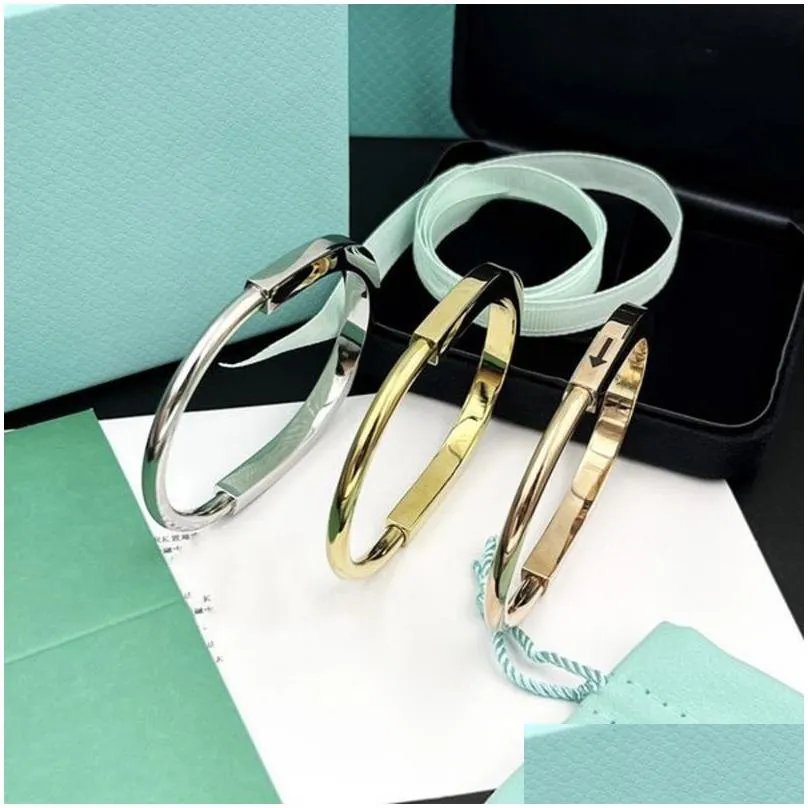  Titanium steel Bangle designer Lock Bracelet silver rose gold Bracelets for women jewelry with velvet bag box
