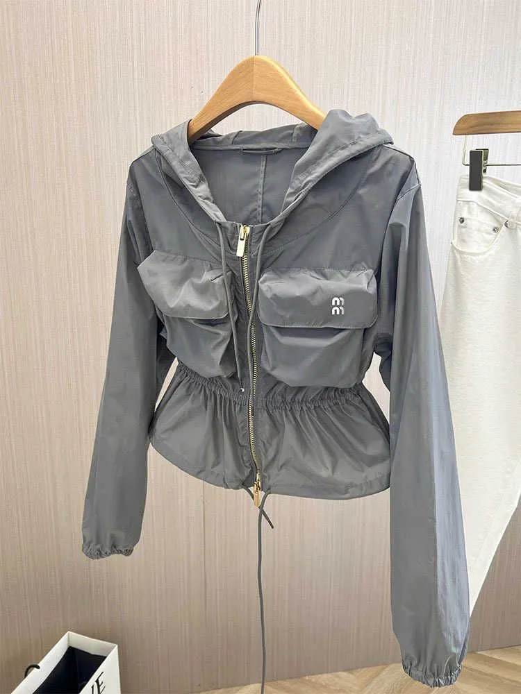 high-end gray drawstring hooded short jacket for women`s 23 new loose fitting casual waist short jacket