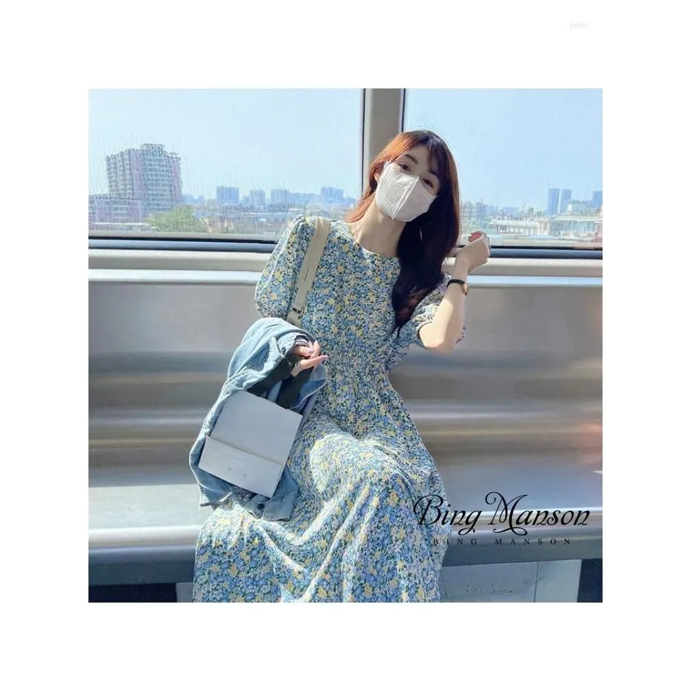 Casual Dresses Little  Bubble Sleeve Fragmented Flower Dress Womens Summer 2023 French First Love Gentle Style Long Skirt Y2k