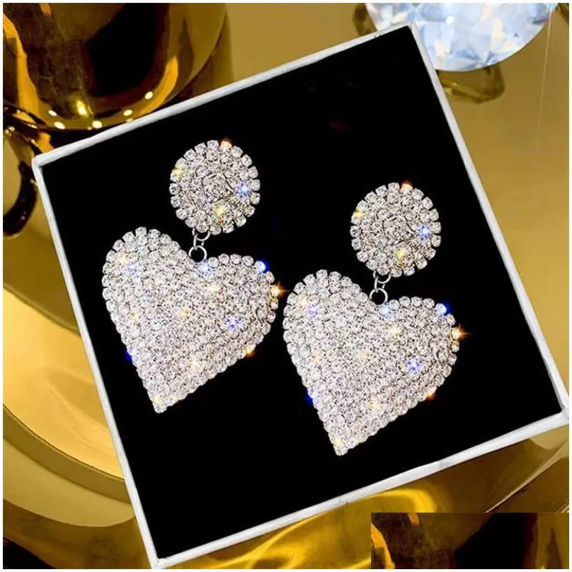 Charm European And American Celebrities Luxury Diamond Love Earrings Personality Fashion Ol Design Sense Peach Heart Simple Exaggerat Dhavo