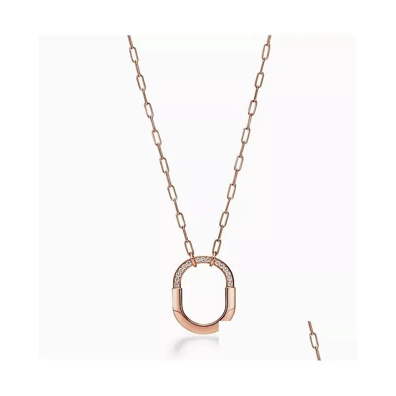 Pendant Necklaces 2024 New 18K Designer Jewelry Lock Necklace For Women 925 Sterling Sier Gold Plate Heart Moissanite Choker Jewelery Ot4Gh