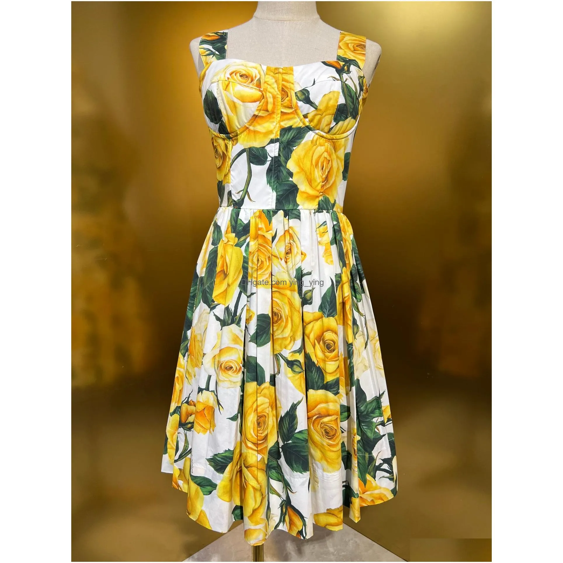 the yellow rose dress showcases all kinds of charm