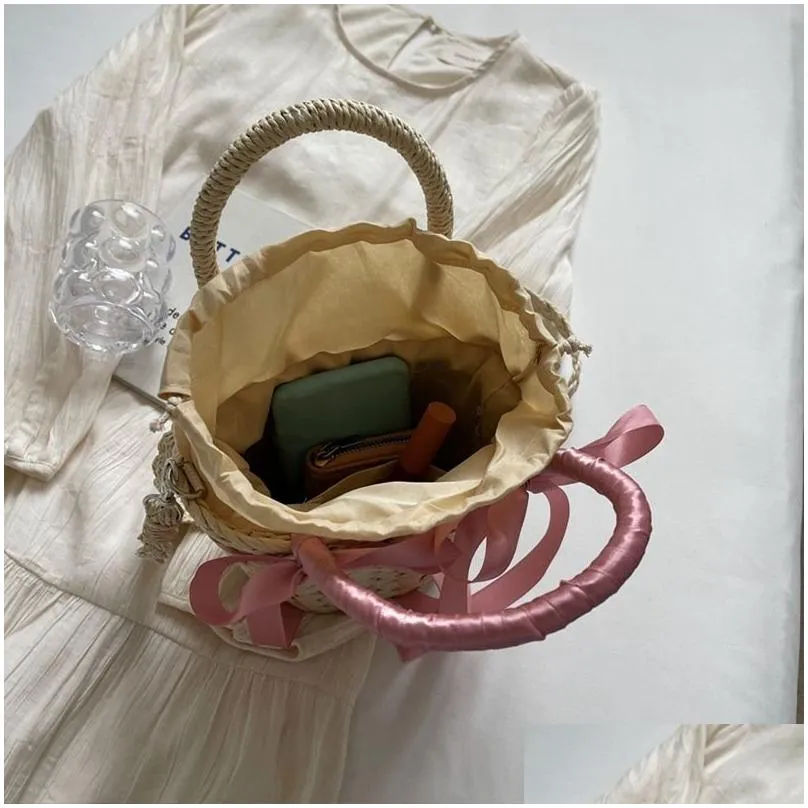 Children ribbon Bows handbags 2024 Summer girls grass woven vegetable Basket kids Braid messenger holiday beach bag Z7439