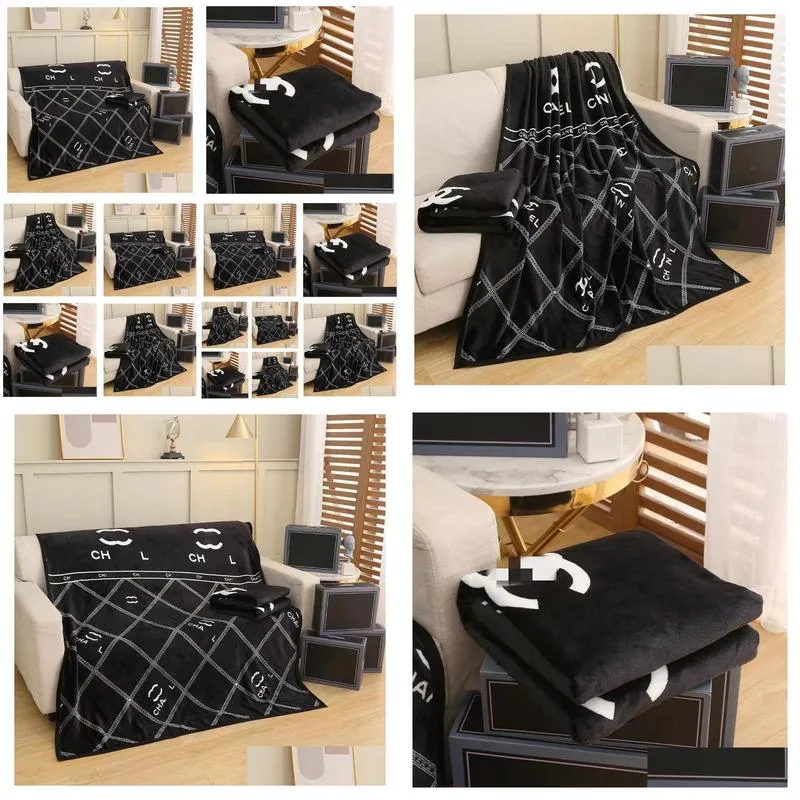 Black Designer Blanket White Letter Logo Leisure Travel Shawl Blanket Office Air Conditioning Cover Europe Plaid Blanket Gift Box Decorative