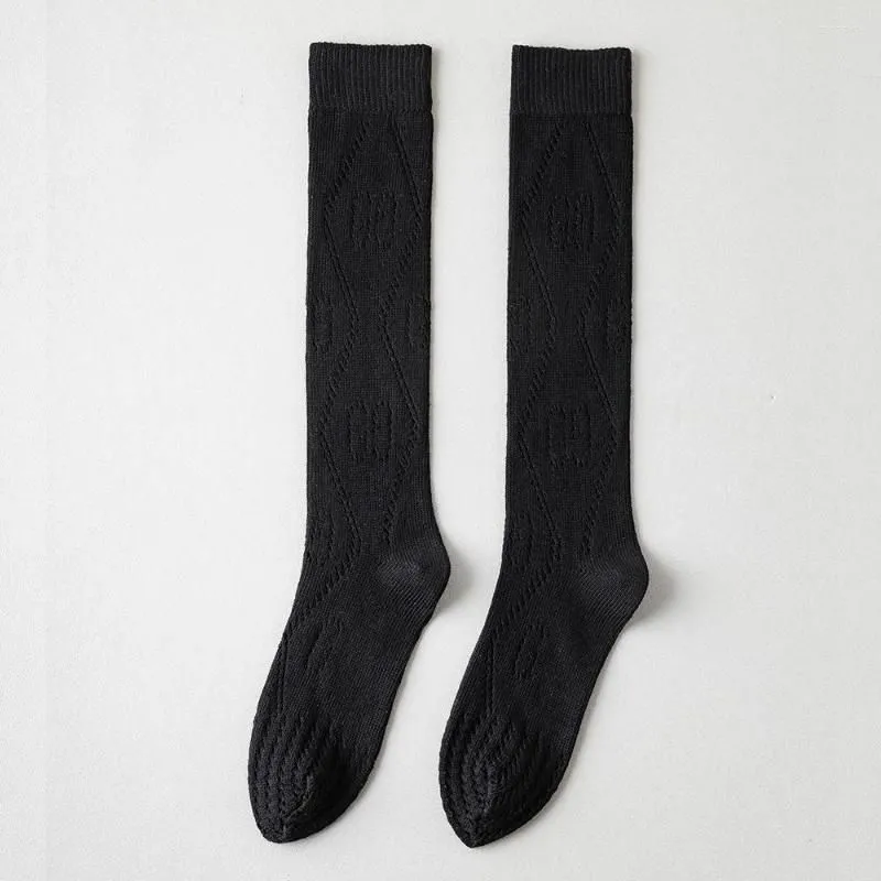 Women Socks Women`s Sock Tube Knee-Length Black And White Horizontal Strips Four Seasons Fashion Comfortable Leisure Sports Cotton